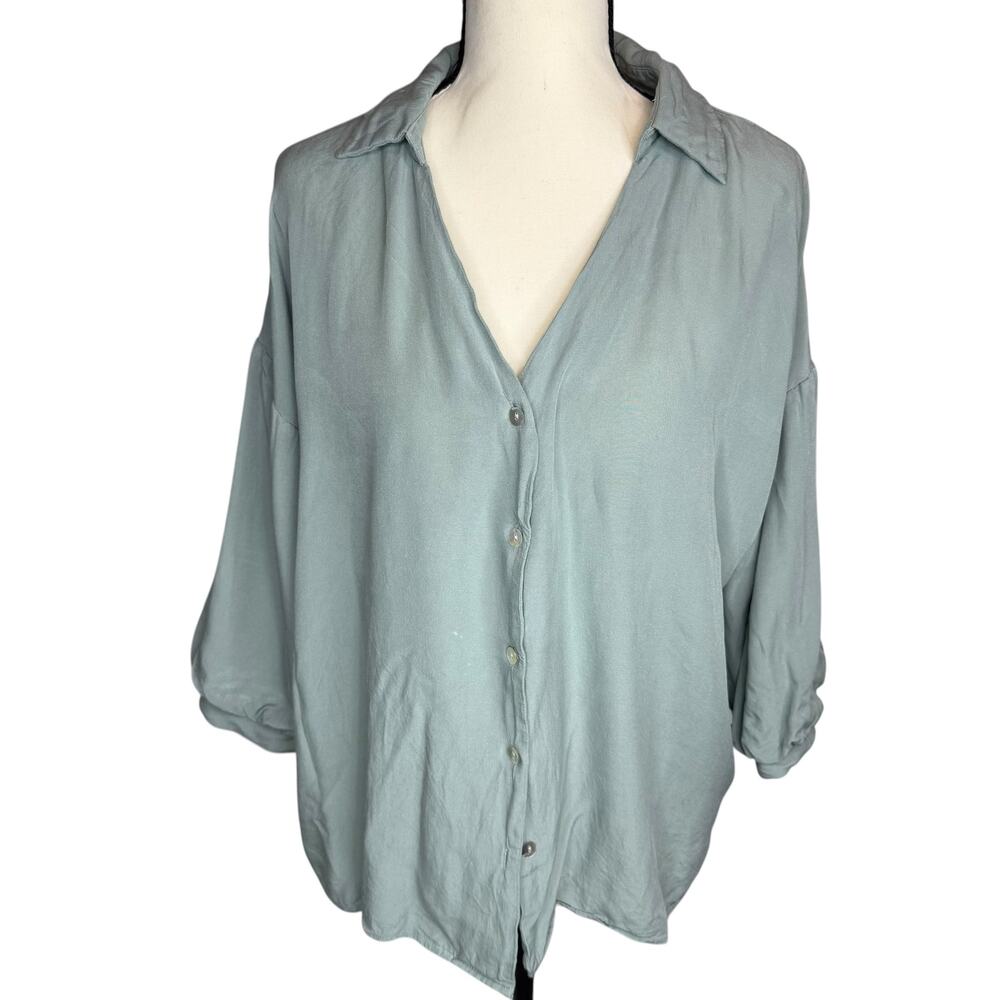 Pink Lily Sage Green Flowy Blouse Size L Button Front Boho Top